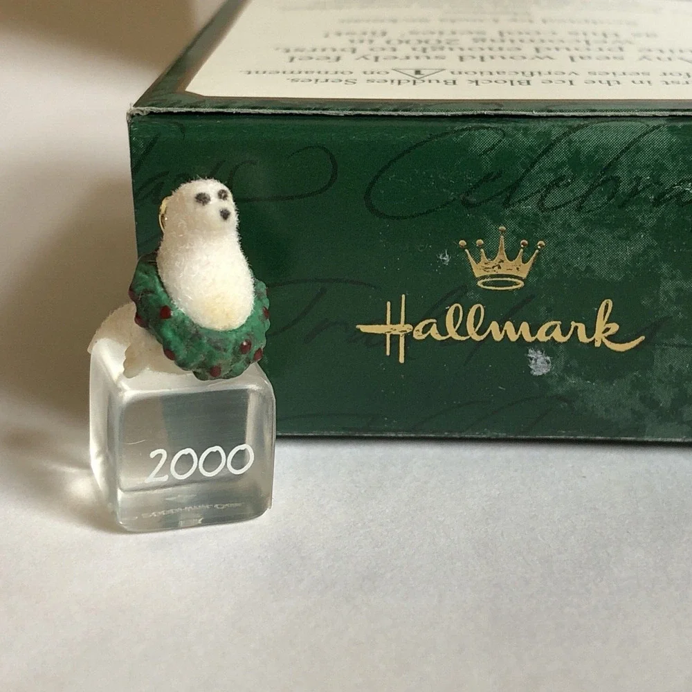 Hallmark Christmas Ornament Keepsake Miniature Ice Block Buddies 2000 Polar Bear